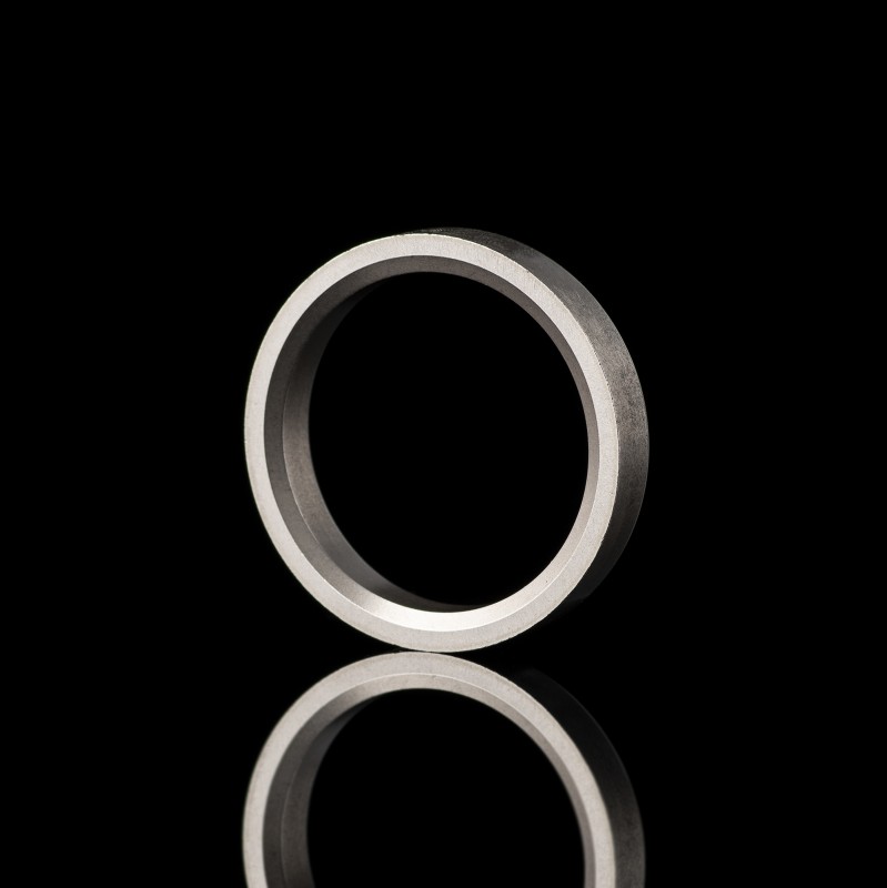 Седло впускного клапана  