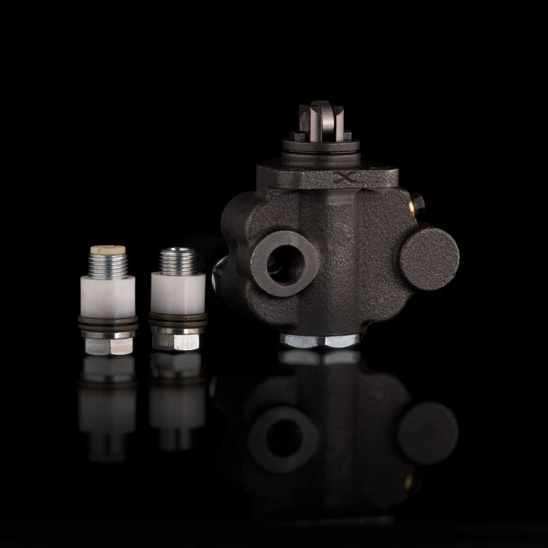 Насос подкачки топлива  