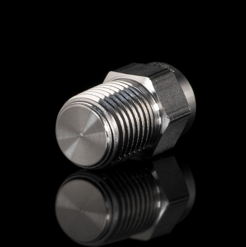 Заглушка из нержавеющей стали с наружной резьбой 1/4 Заглушка из нержавеющей стали с наружной резьбой 1/4