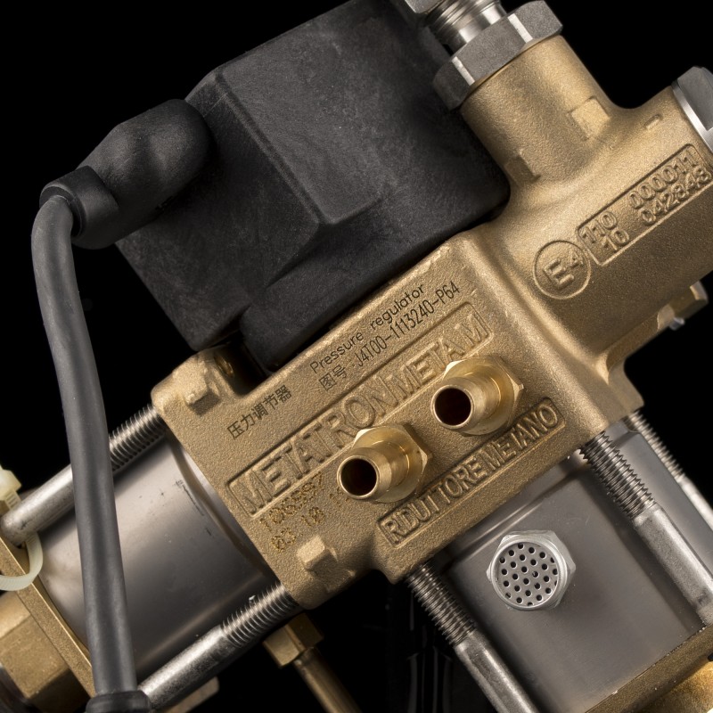 Редуктор газовый высокого давления  