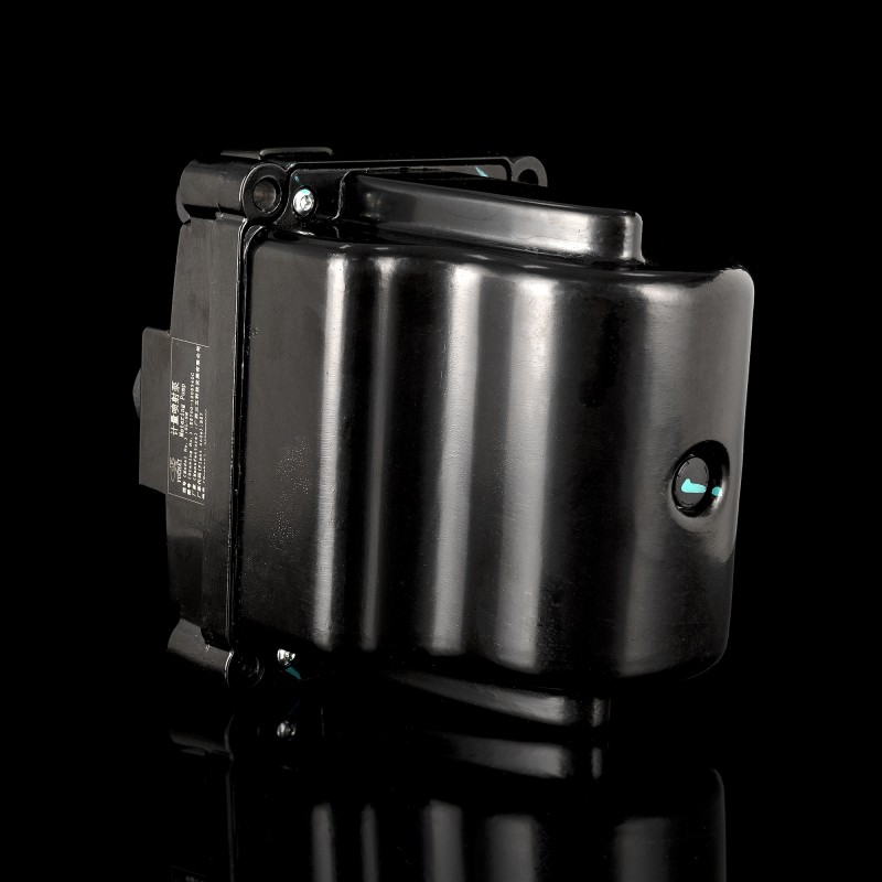 Дозирующий насос мочевины  