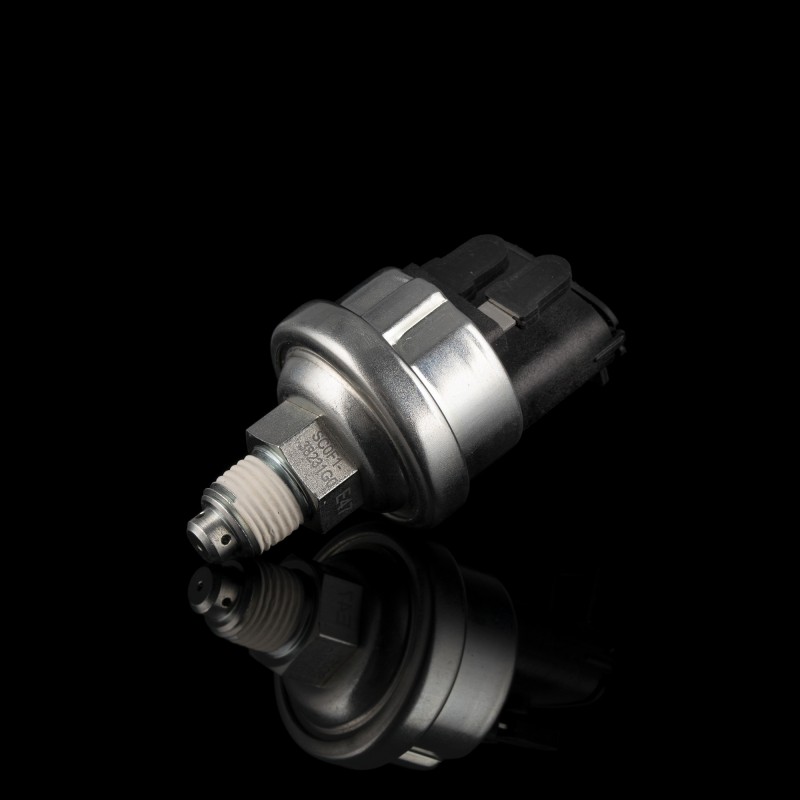 Датчик температуры и давления масла Датчик температуры и давления масла