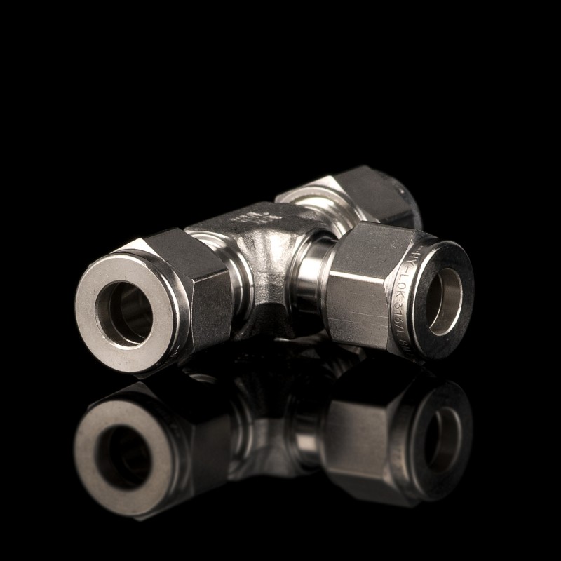 Тройник равнопроходной из нержавеющей стали 8мм  