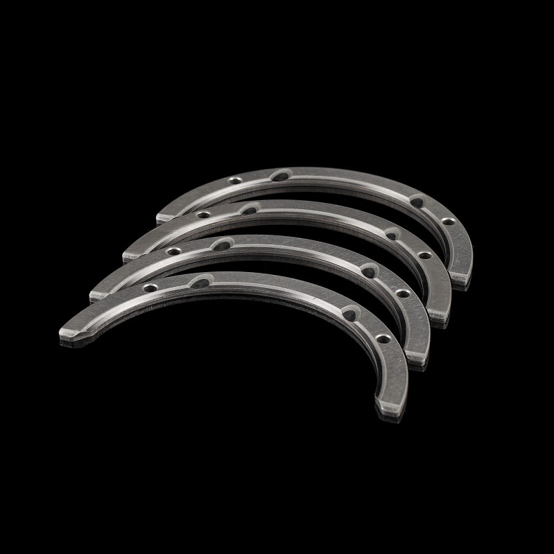 Пластина упорная коленчатого вала 4шт.  