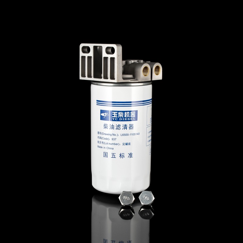 Фильтр очистки топлива с кронштейном  