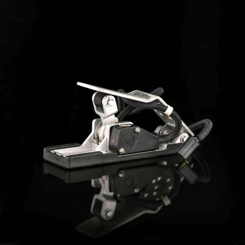 Педаль электронного дроселя Педаль электронного дроселя