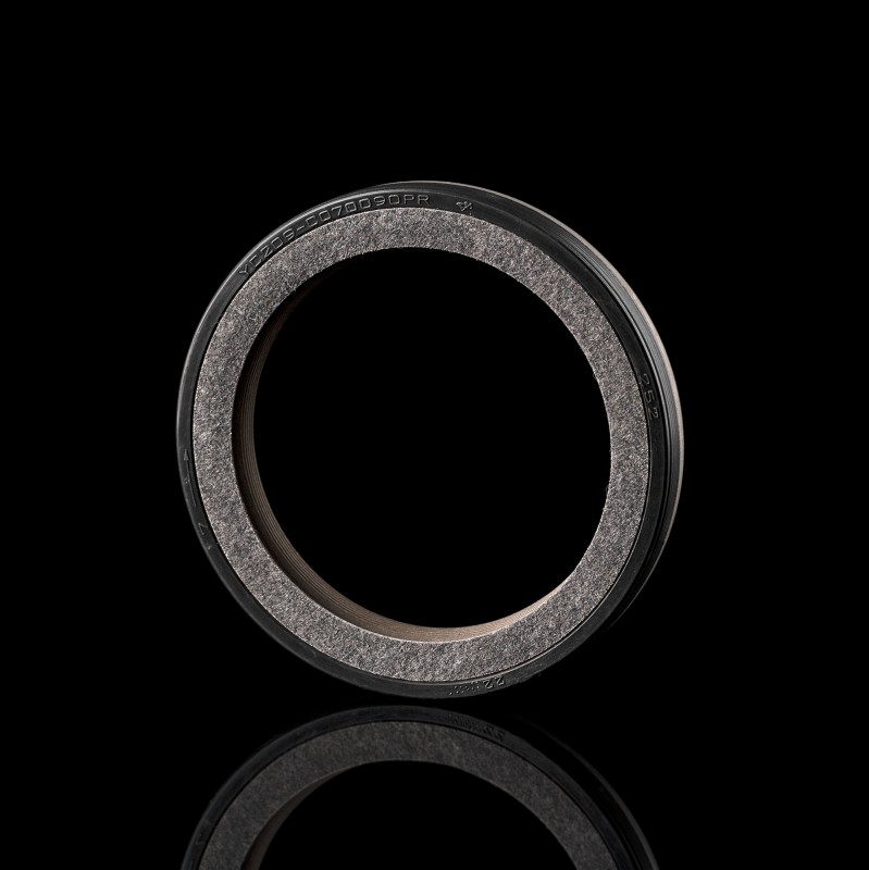 Сальник коленвала передний 70x90 Сальник коленвала передний 70x90