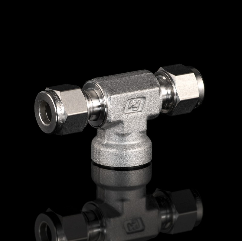 Тройник с внутренней резьбой с отводом по ответв из нержавеющей стали 8мм Тройник с внутренней резьбой с отводом по ответв из нержавеющей стали 8мм