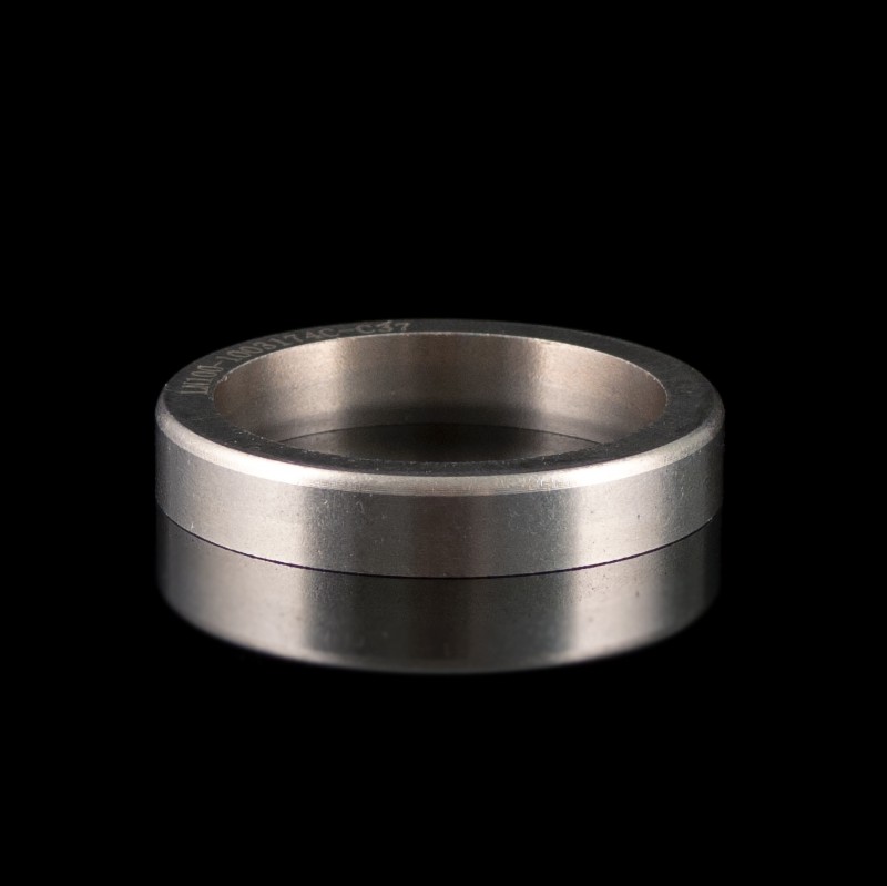 Седло выпускного клапана  